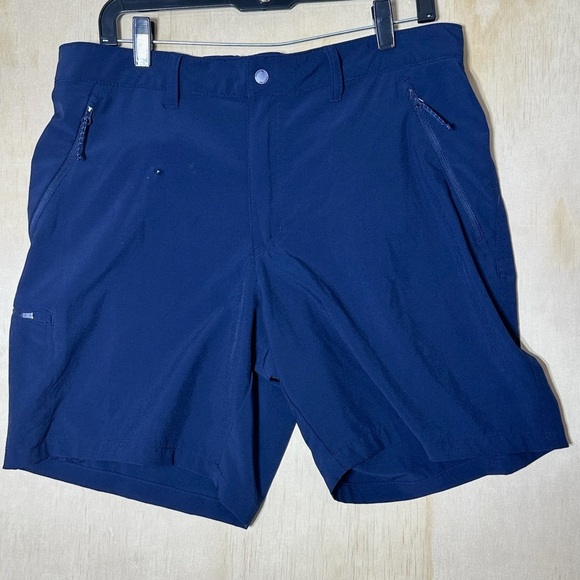 Columbia Men’s Navy Blue Athletic Shorts for Active Comfort - Picture 1 of 8